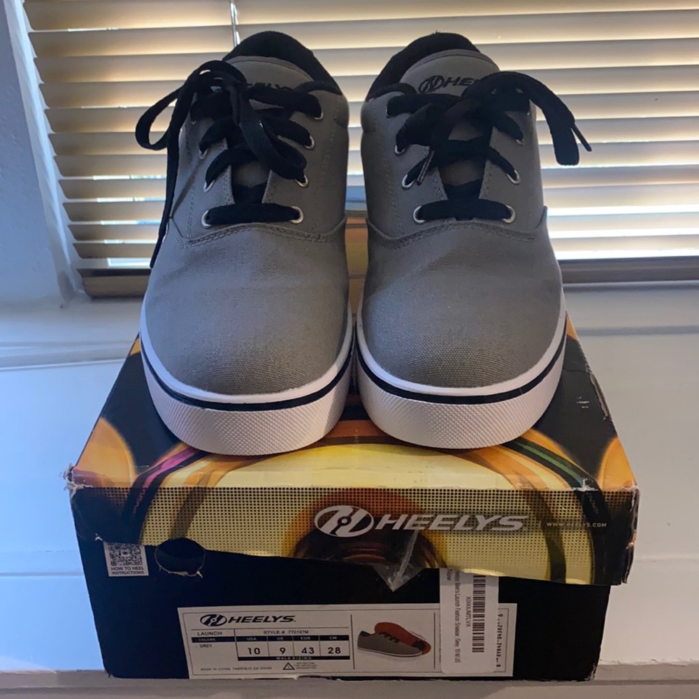 *BRAND NEW* Heelys Sneakers Mens Size 10